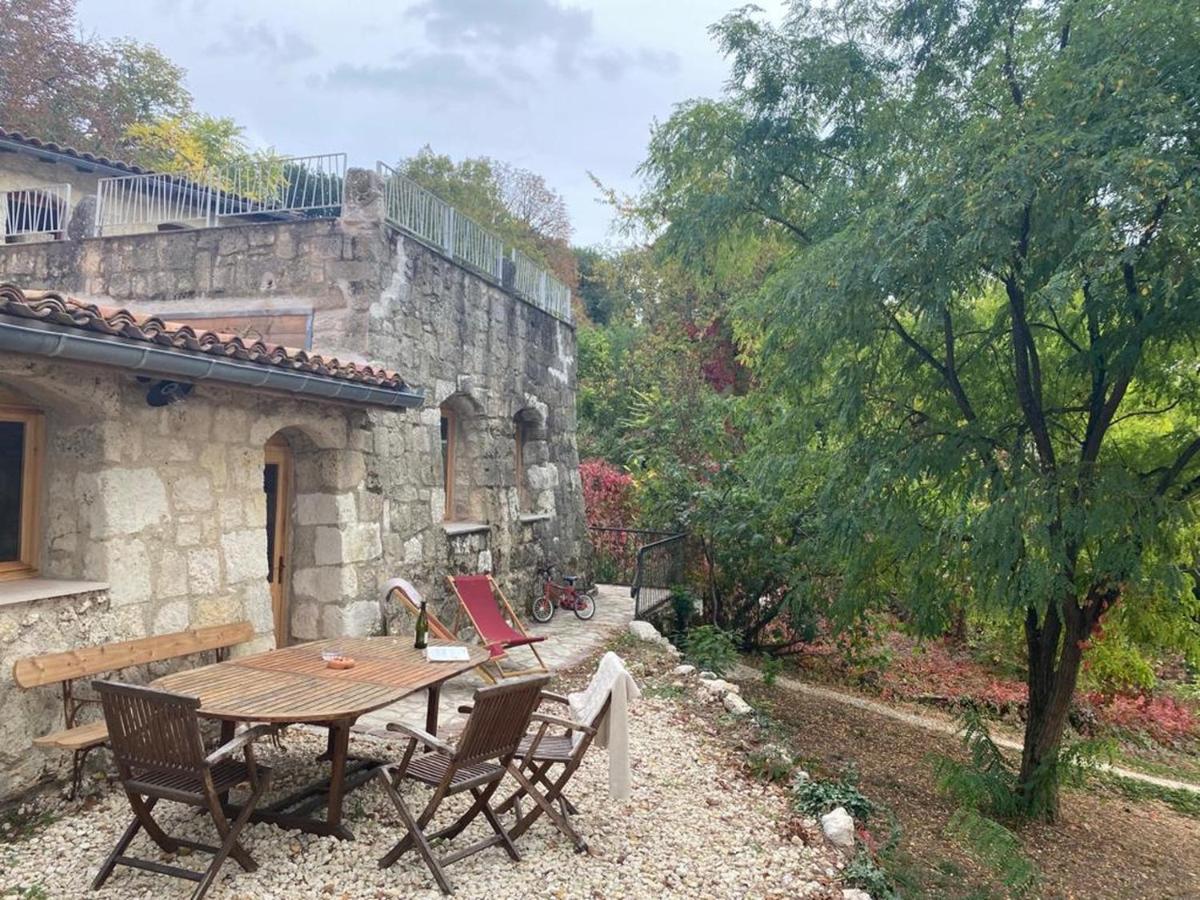 Gite Les Cabanes De Fallot Pour 15 Personnes - Piscine Naturelle L'isle-Bouzon Esterno foto